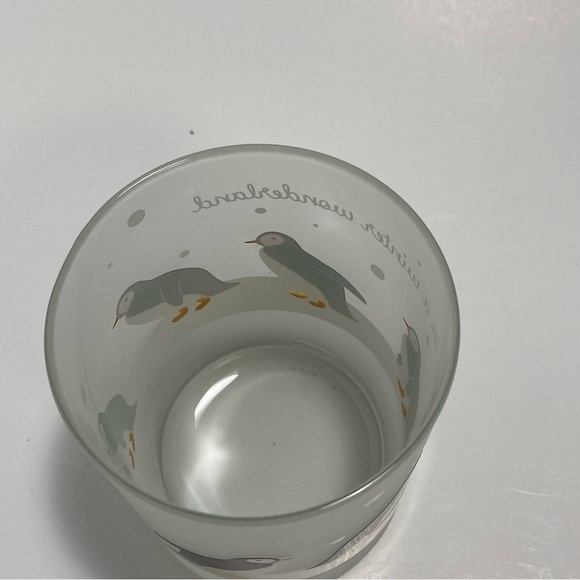 Culver penguins frosted walking through a winter wonderland glass - Picture 5 of 11